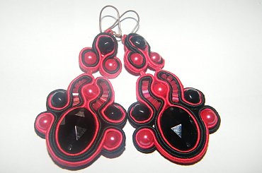 Black & Red 1 #Black #Red #Sutasz