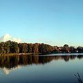 Widok #woda #jezioro #odbicie #park #niebo