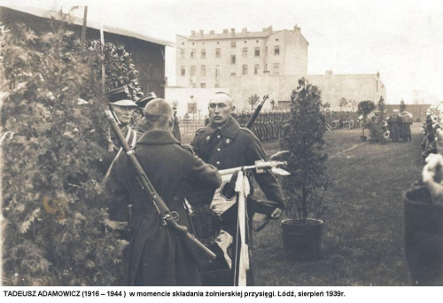 Tadeusz Adamowicz przysięga 1939r. w Łodzi #AdamowiczTadeusz #ŻołnierzArmiiKrajowej