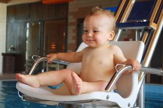Ratownik na basenie:) #dziecko