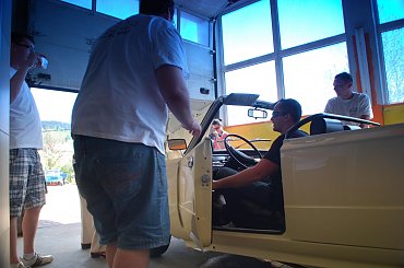 Pan pozwolił odpalić i wyjechać z hali :) #Fiat #forum #klasyk