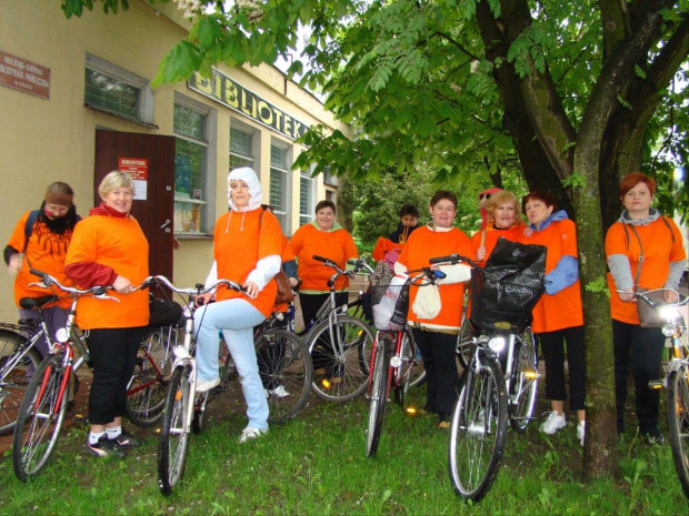 7 maja 2012 bibliotekarze z terenu Powiatu Ryckiego uczestniczyli w rajdzie Odjazdowy Bibliotekarz, którego lokalnym organizatorem była MGBP w Rykach #Ryki #OdjazdowyBibliotekarz