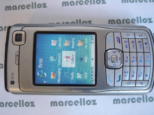 Nokia N70