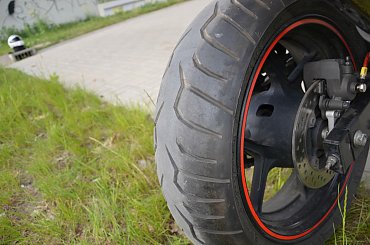 #Kawasaki #KawasakiZ750 #Z750