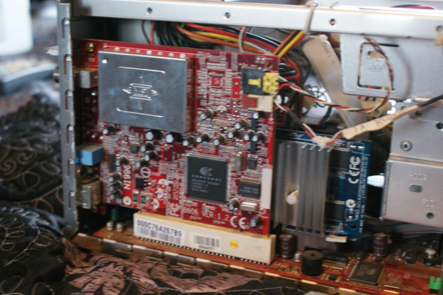 msi mega 400