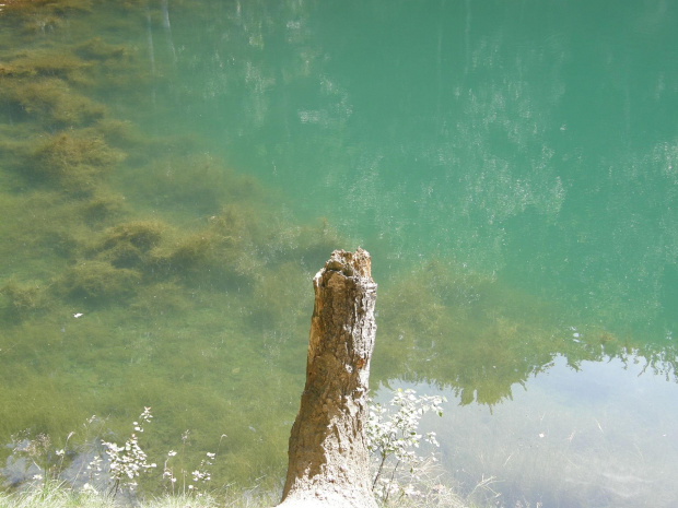 błękitne jeziorko w Wieściszowicach #KoloroweJeziorka #RudawyJanowickie #Wieściszowice