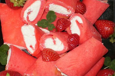 Naleśniki z białym serem i truskawkami.
Przepisy do zdjęć zawartych w albumie można odszukać na forum GarKulinar .
Tu jest link
http://garkulinar.jun.pl/index.php
Zapraszam. #nalesniki #truskawki #BiałySer #owoce #gotowanie #jedzenie