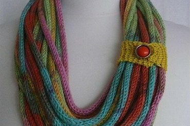 ... #NaszyjnikZWłóczki #spagetti #szal #biżuteria