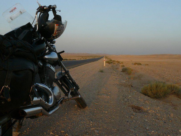 pustynia syryjska #syria #pustynia #motocykl #chopper
