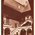 Kraków_Uniwersytet Jagieloński (w. XV)-fragment dziedzińca
