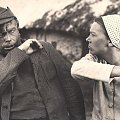 Aktorzy Jan Kurnakiewicz i Hanka Bielicka. Kadr z filmu " Jasne Łany "_1947 r.