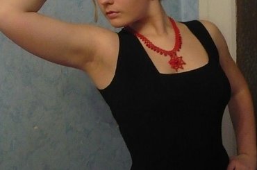 czerwony komplet frywolitkowy z koralowym marmurem #FrywolitkaPoganki