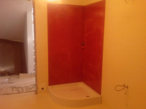 Dolna łazienka ... niedokończona.... i z przekłamanymi kolorami ... ale jest :)