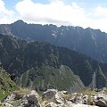 Pośredni Wierszyk a za nim Chruby Wierch i jego Mury #Góry #Tatry #SzpiglasowyWierch