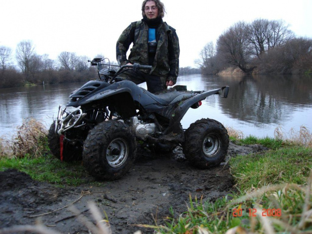 wyprawa na ujście 3 #quad #dziura #motor