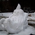 Jedna z rzeźb w śniegu-"Śniegolepy"2011-Szklarska Poręba. #SzklarskaPoręba #zima #śniegolepy #rzeźba #lód