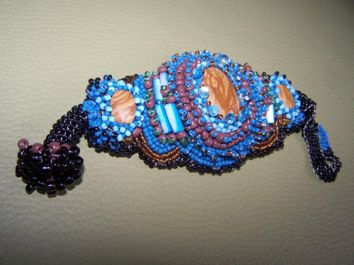 Moja pierwsza praca wykonana techniką haftu koralikowego. #haft #BeadEmbroidery