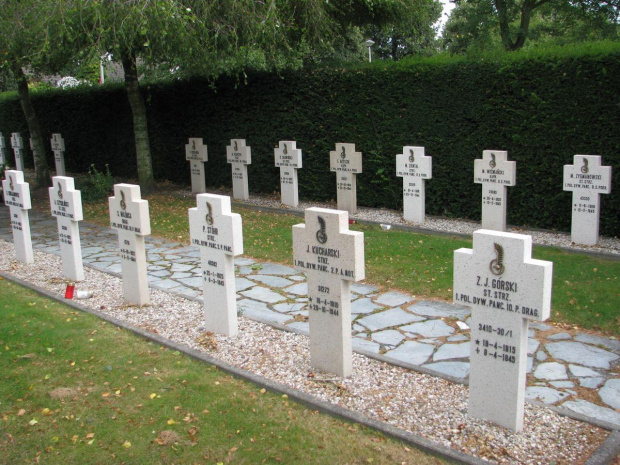 Oosterhout - cmentarz na północ od Bredy #RajdMaczka #GenerałMaczek