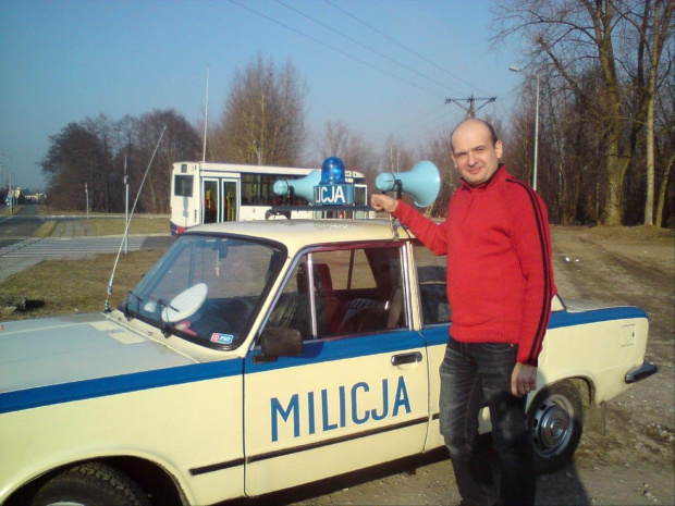 A to ja ;-) Spotkany na pętli radiowóz kolegi Andrzeja szczególy na http://www.milicja.net #milicja #Fiat125p