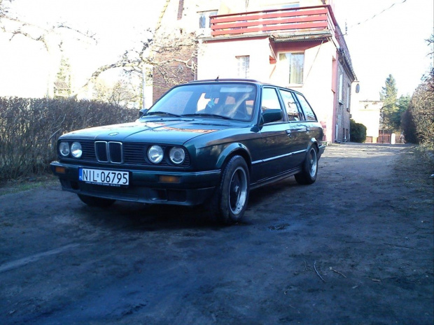 e30 324td