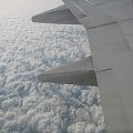 Lot nad chmurami i we mgle #samolot #lot #chmury #skrzydło #ziemia #widoki #MgłaNadChmurami